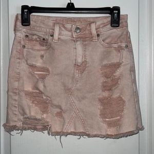 American eagle mini skirt (light pink)